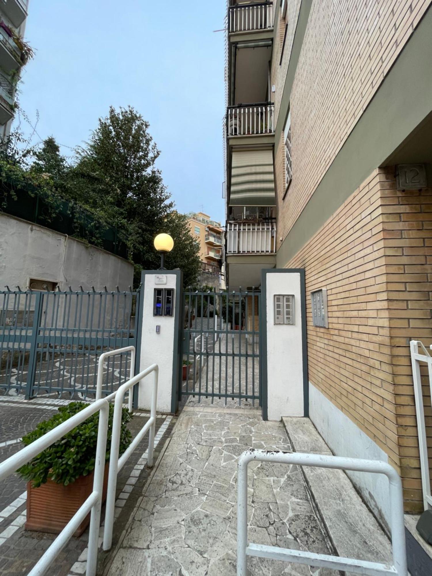 Trastevere Station Sweet Rest Рим Экстерьер фото
